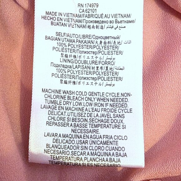 NWT BCBGeneration | Satin Belted High Rise Drapey Pink Rose Shorts | Size Medium - Picture 6 of 9